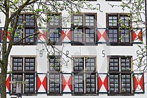 Fassade eines alten Hauses in KÃÂ¶ln am Rhein, Deutschalnd